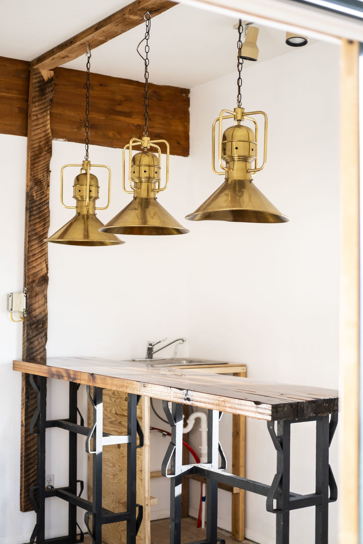 Farmstead Cider and Humble Brew Coffee tasting room